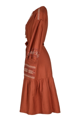 مانتو گلدوزی دار