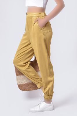 شلوار پارچه ای ساده زنانه