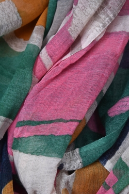 شال طرحدار زنانه