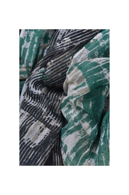 شال طرحدار زنانه