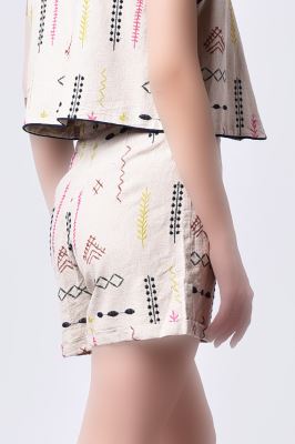 شلوارک پارچه ای گلدوزی زنانه