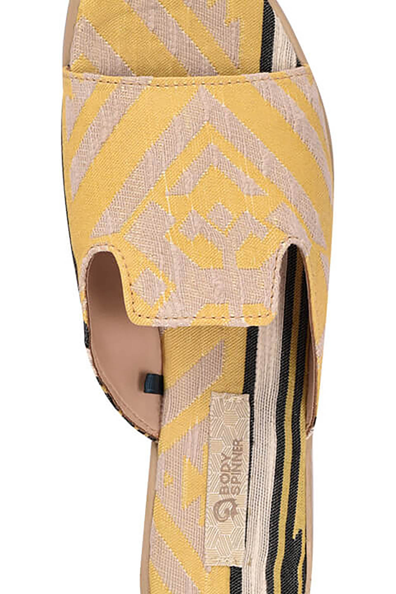 کراس اور صندل