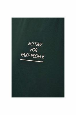 تی شرت آستین کوتاه زنانه گلدوزی دار