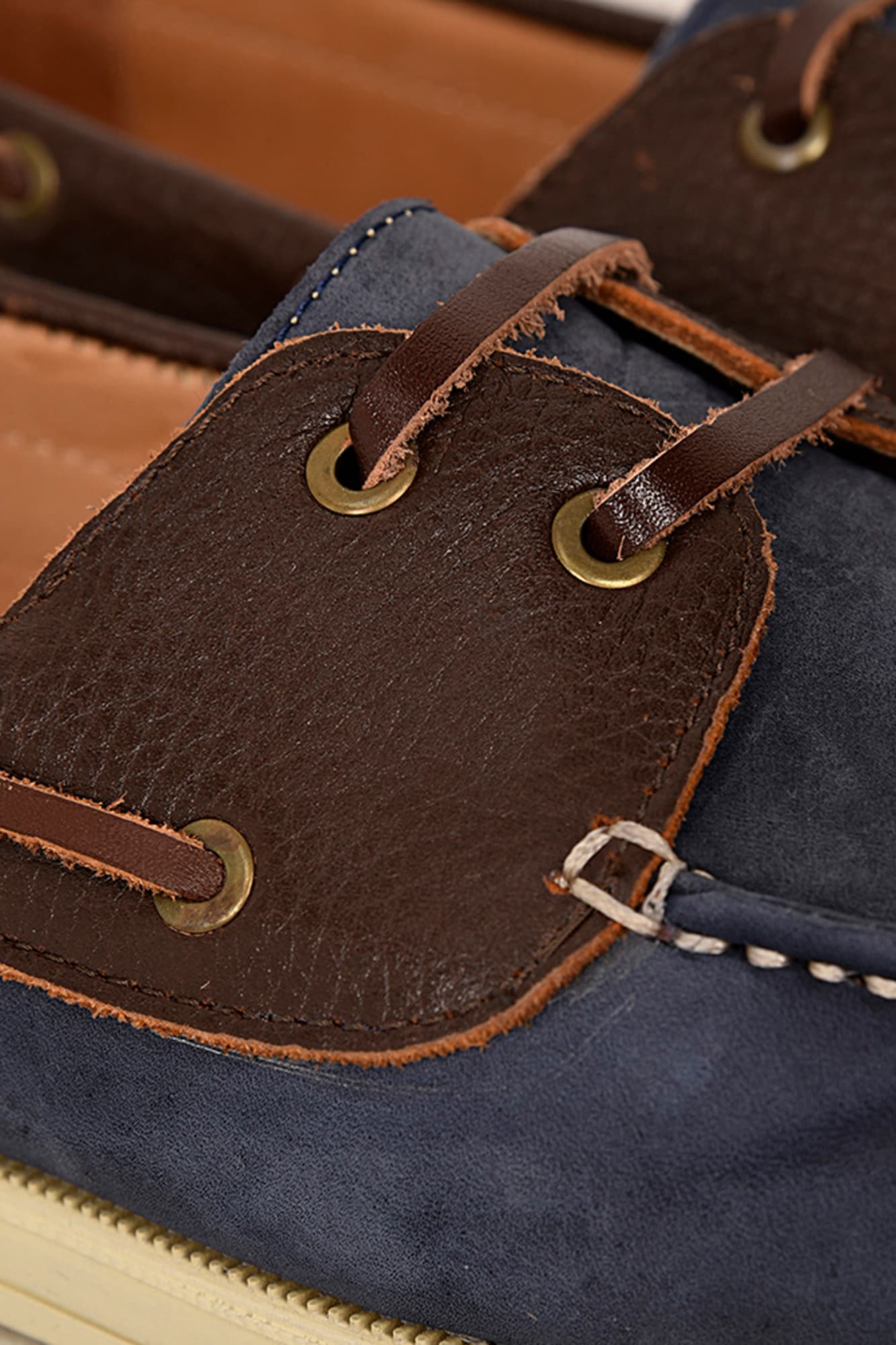 کالج بند دار