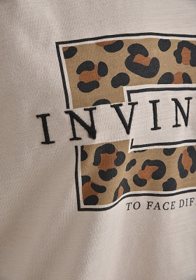 تی شرت آستین کوتاه چاپی زنانه