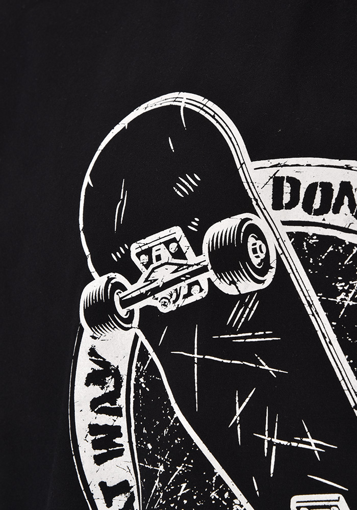 تیشرت کلاهدار