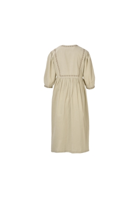 مانتو  گلدوزی دار