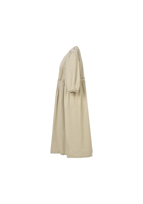 مانتو  گلدوزی دار