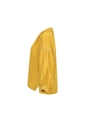 بلوز زنانه آستین بلند گلدوزی شده