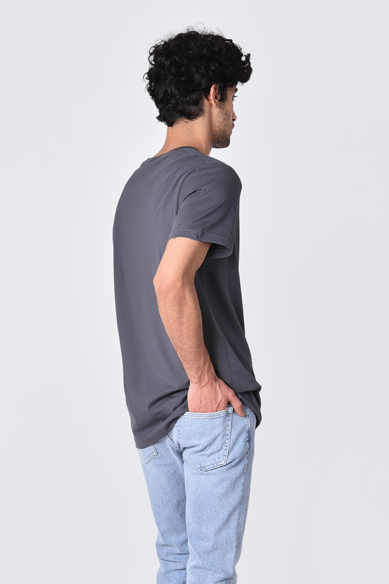 تیشرت آستین کوتاه یقه گرد بیسیک