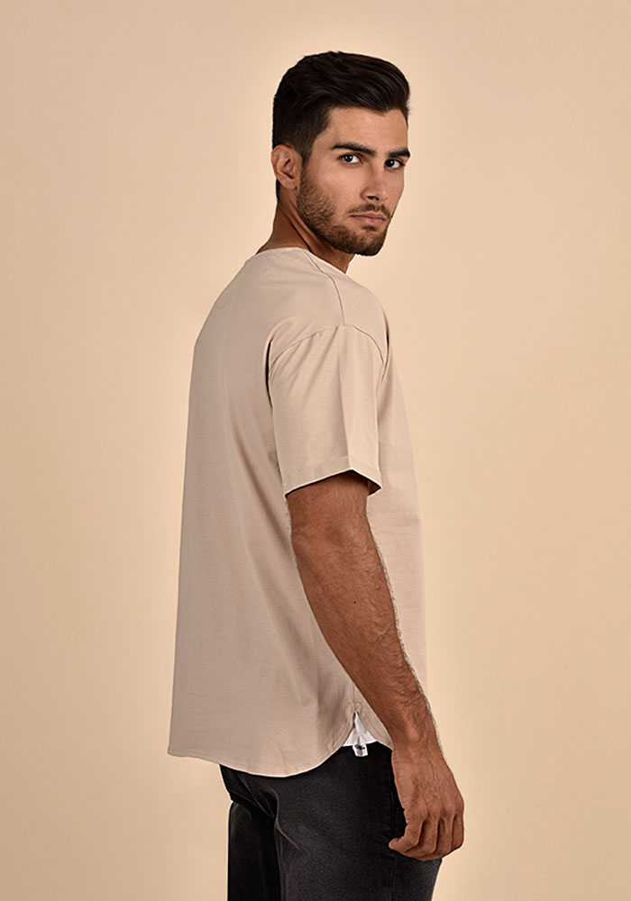 تی شرت مردانه آستین کوتاه گلدوزی دار