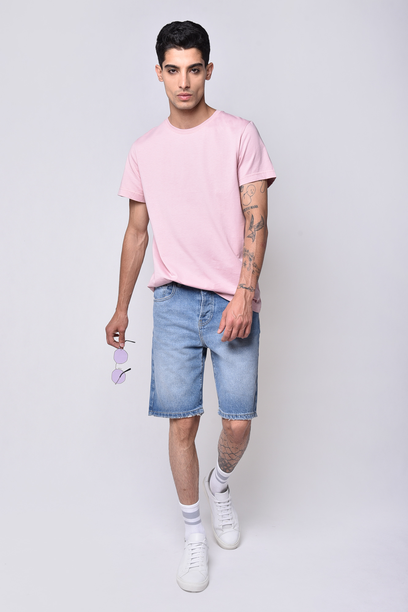 تیشرت آستین کوتاه یقه گرد بیسیک