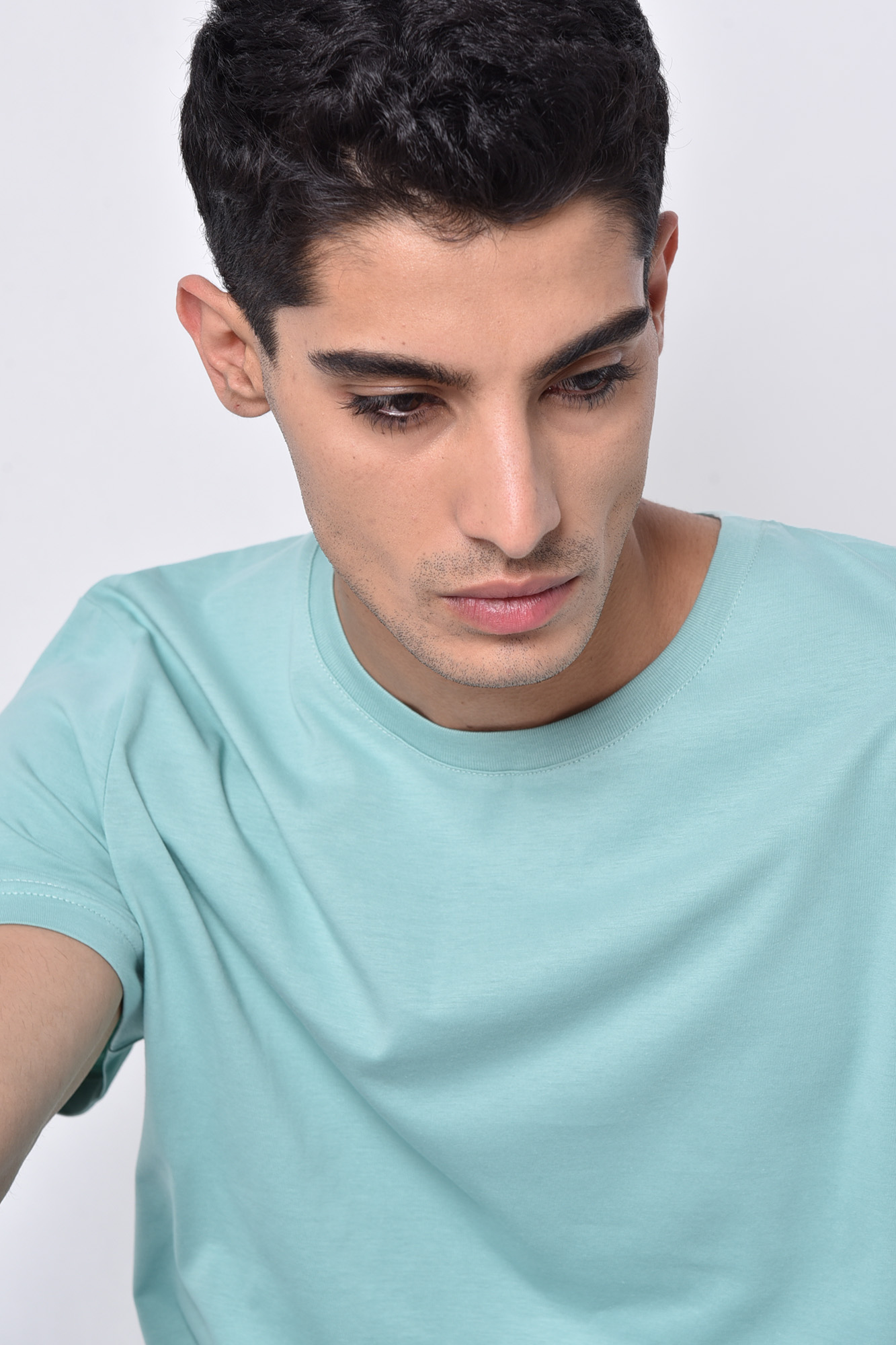 تیشرت آستین کوتاه یقه گرد بیسیک