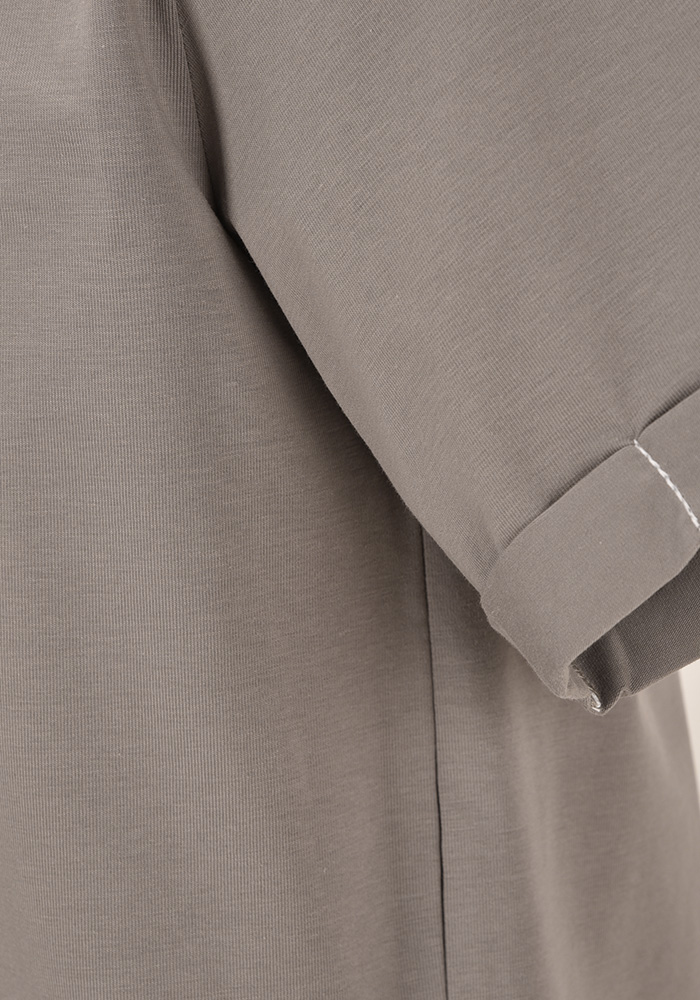 تی شرت کلاه دار