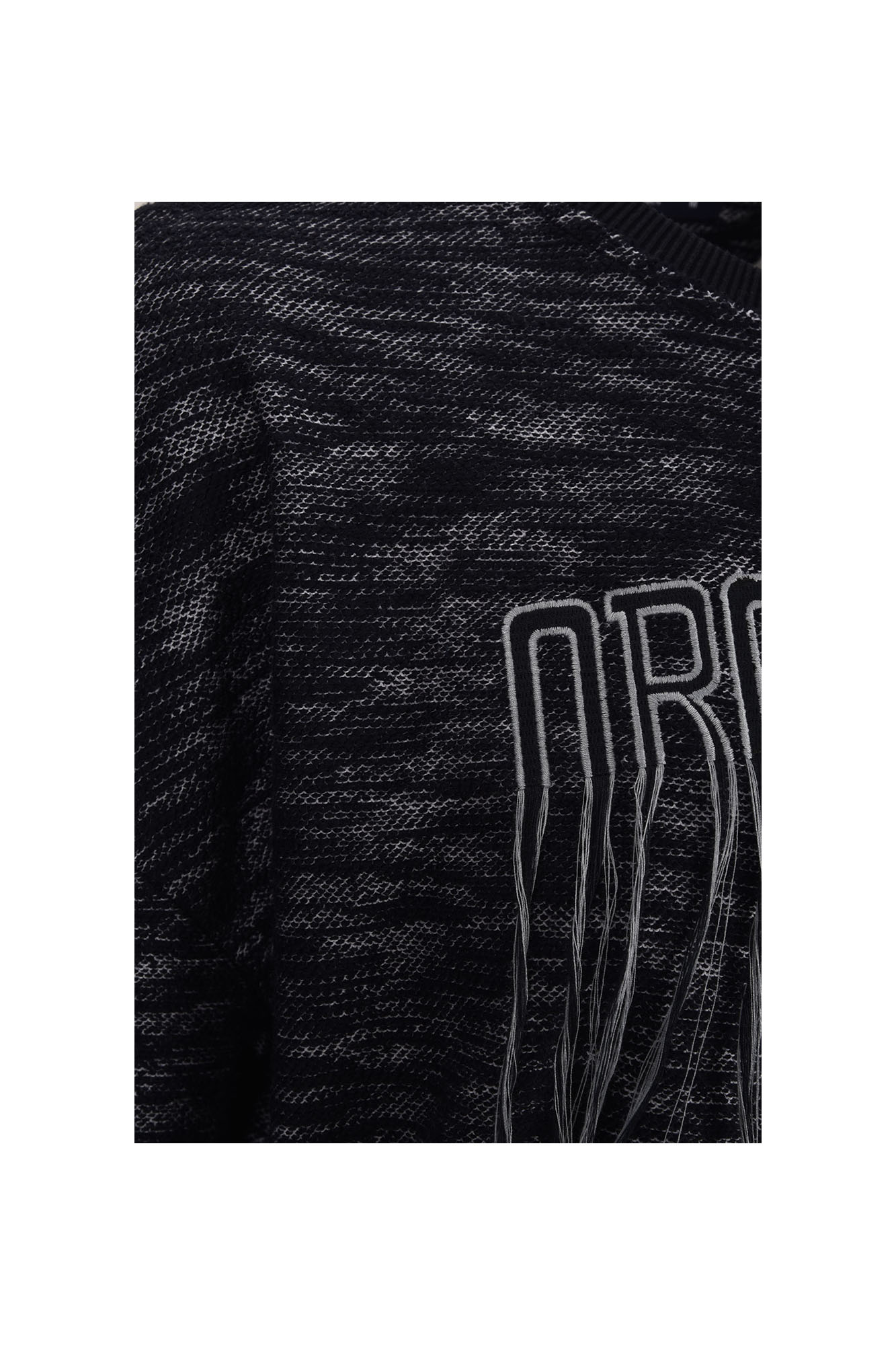 تی شرت زنانه آستین بلند گلدوزی دار