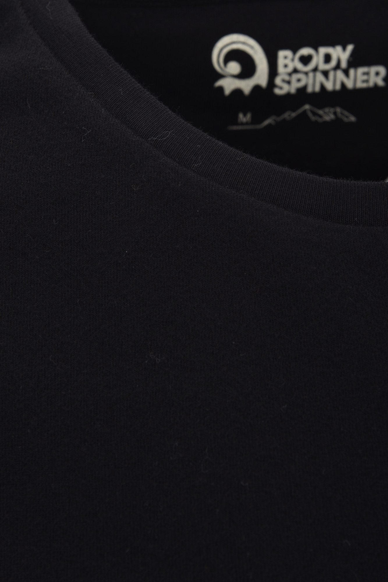 تی شرت آستین بلند یقه گرد