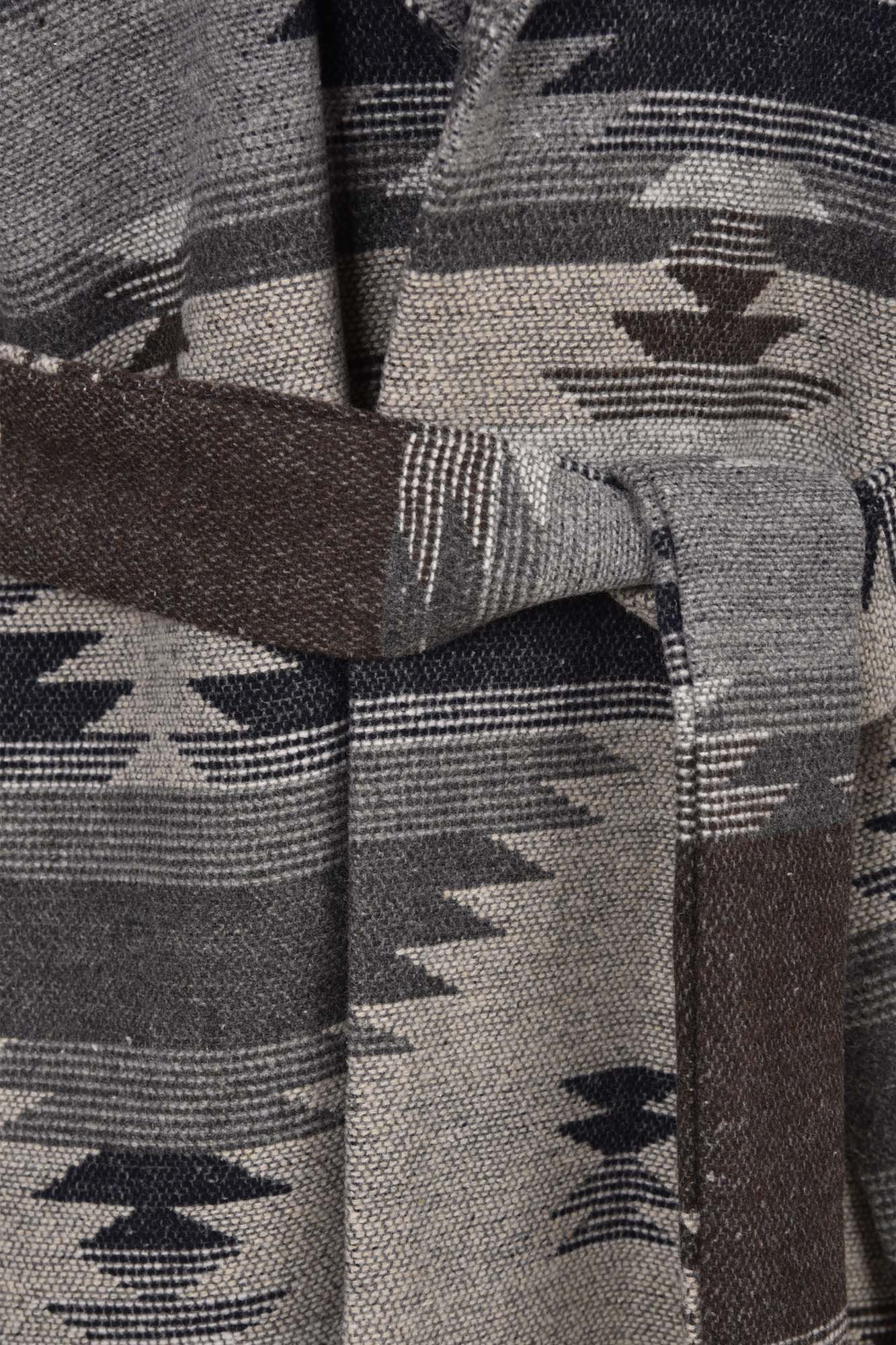 پالتو زنانه طرح مکزیکی