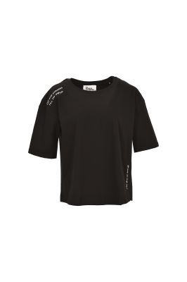 تی شرت آستین کوتاه گلدوزی شده