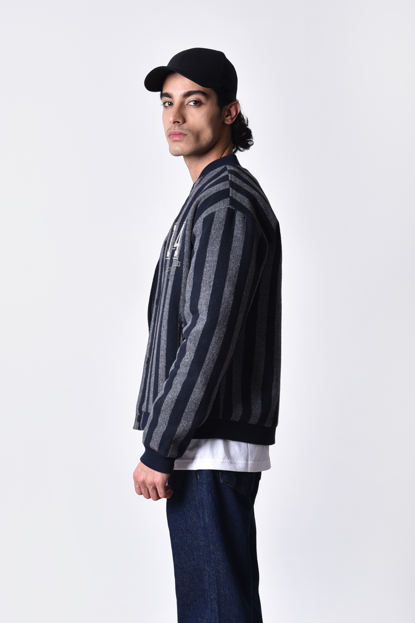 کاپشن راه راه یقه بیسبالی