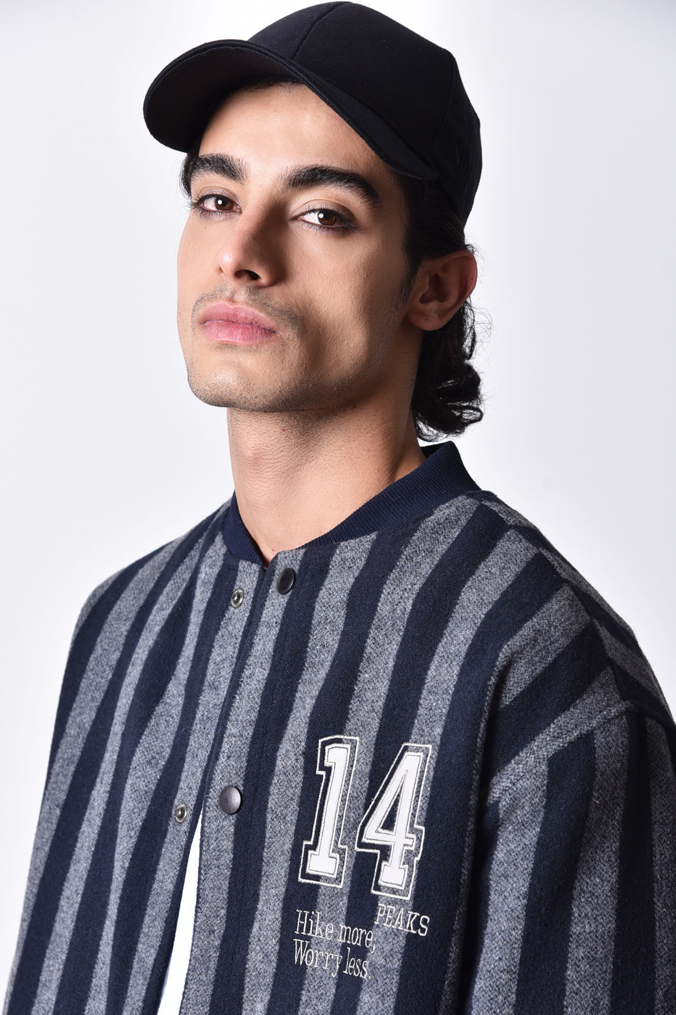 کاپشن راه راه یقه بیسبالی