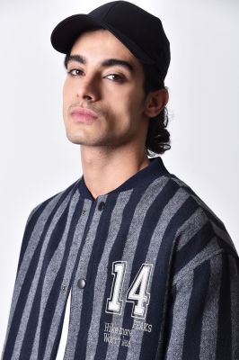 کاپشن راه راه یقه بیسبالی