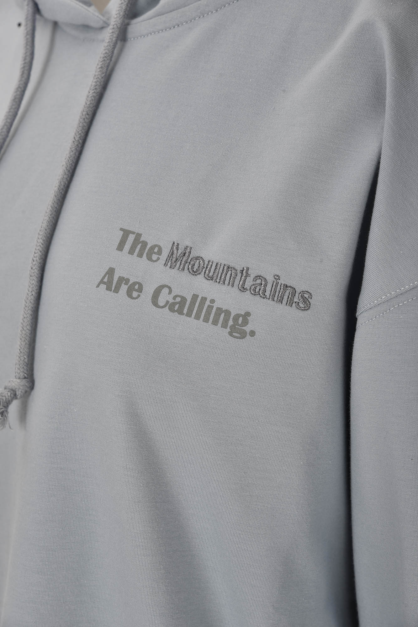 هودی چاپ و گلدوزی دار