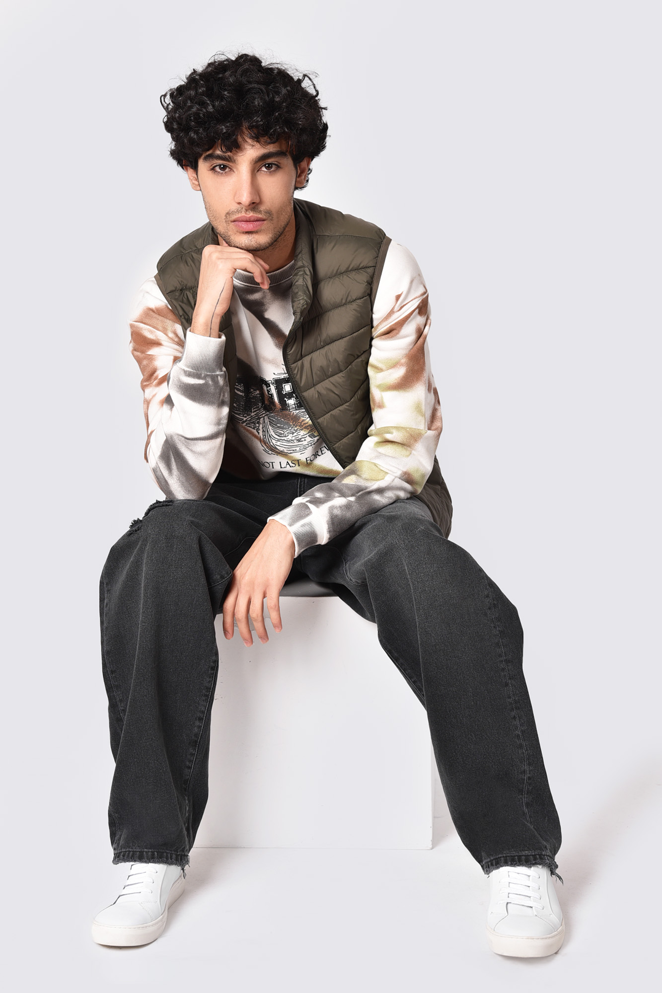 تیشرت آستین بلند چاپی تای دای