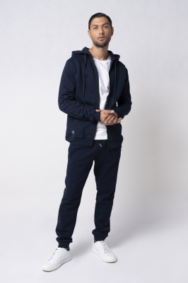 سوئیشرت کلاهدار