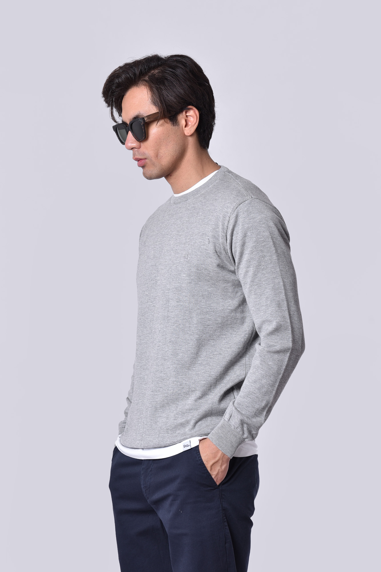 بافت یقه گرد ساده