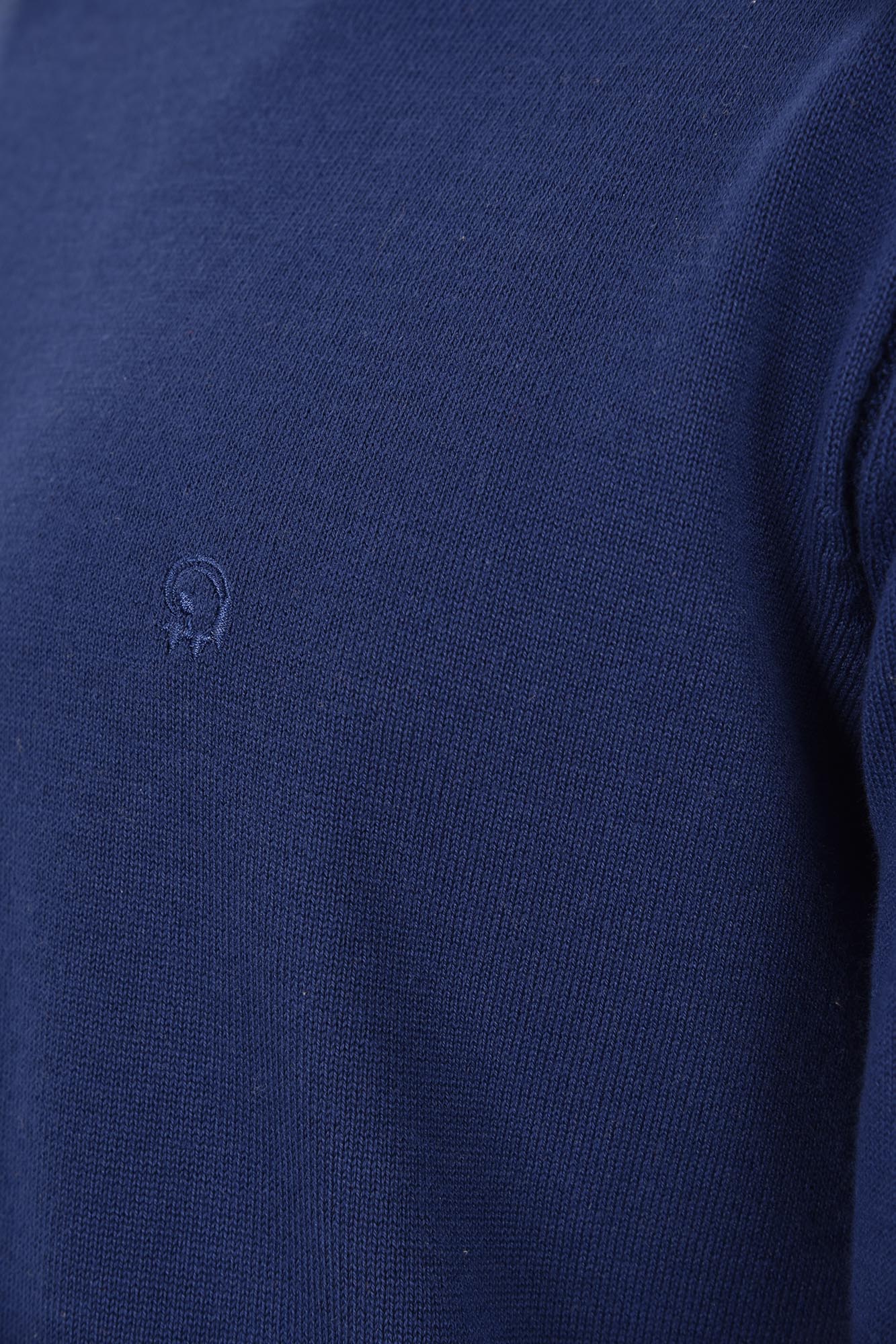 بافت یقه گرد ساده