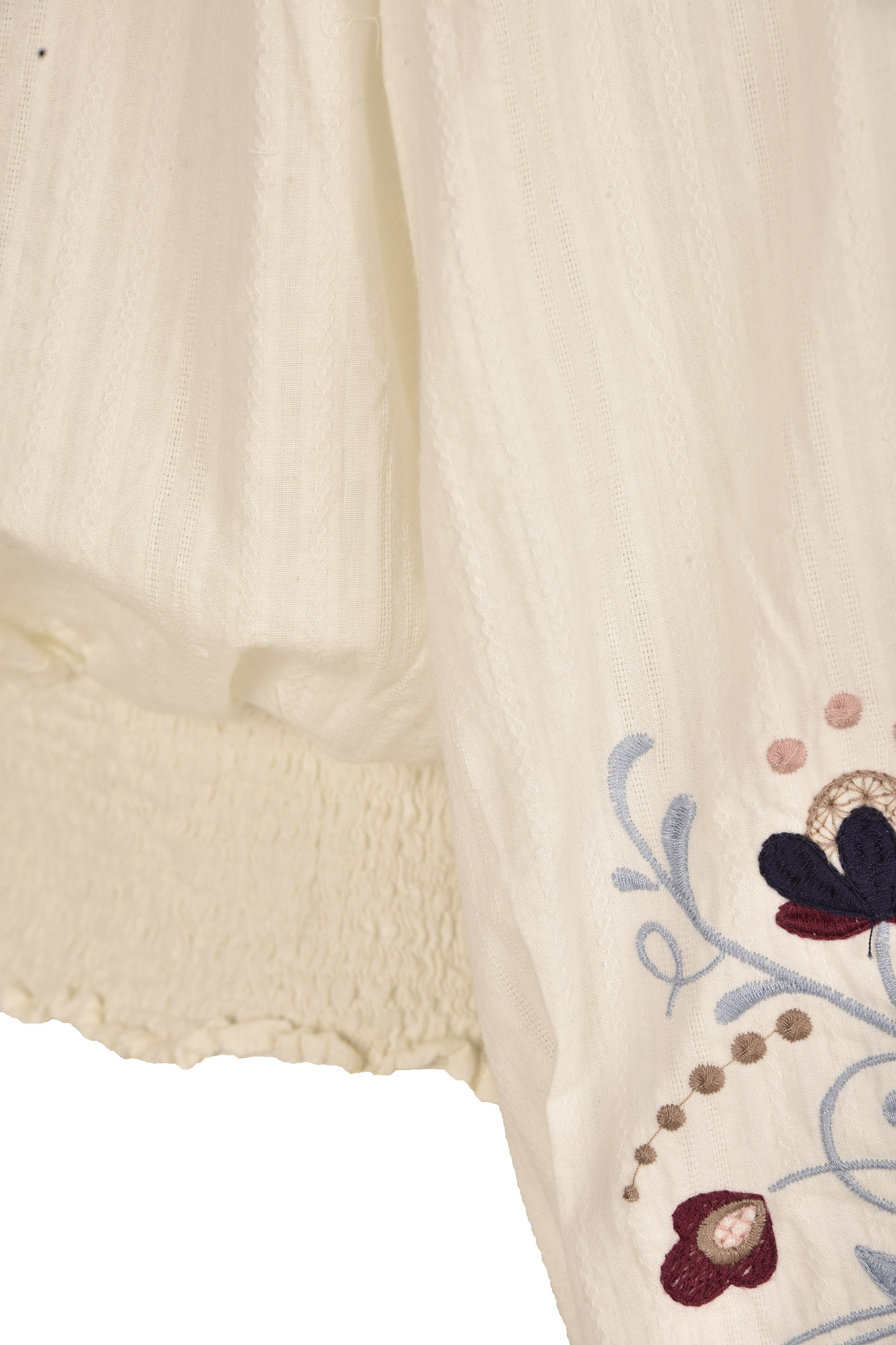 بلوزاستین بلند گلدوزی دار