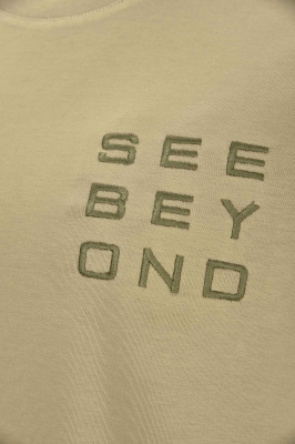 تیشرت آستین کوتاه گلدوزی