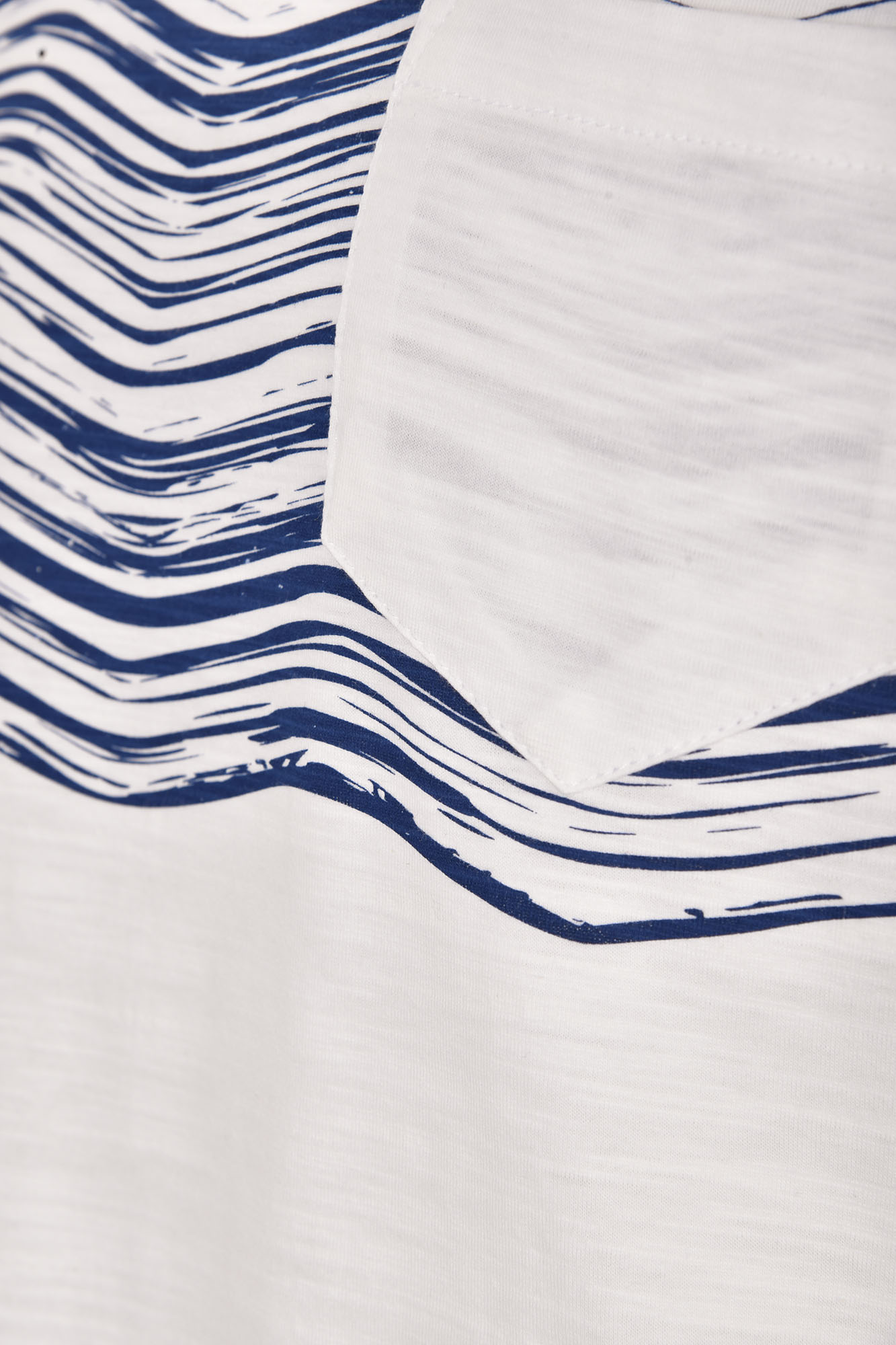 تیشرت جیب دار