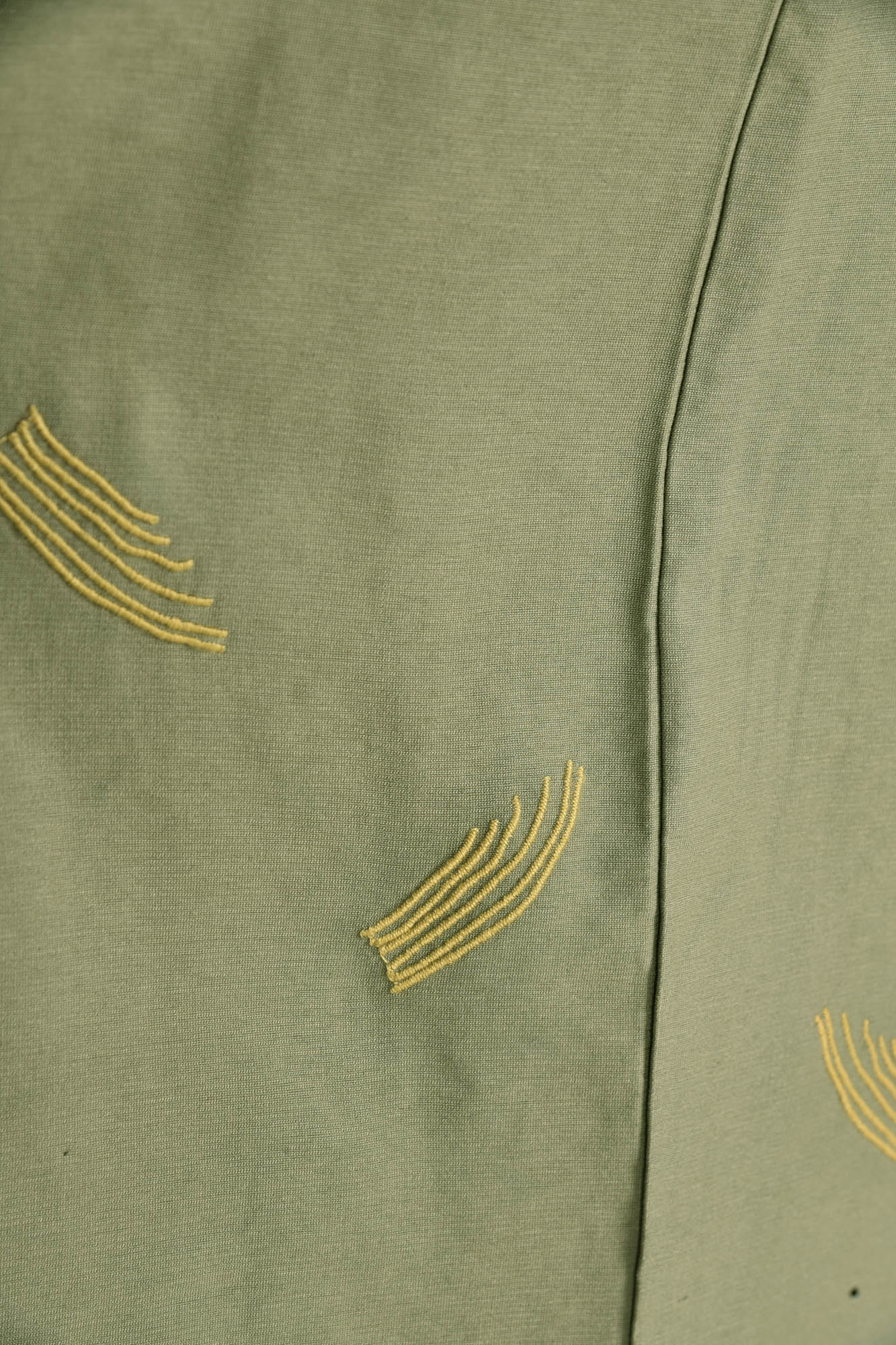 شلوار گلدوزی دار