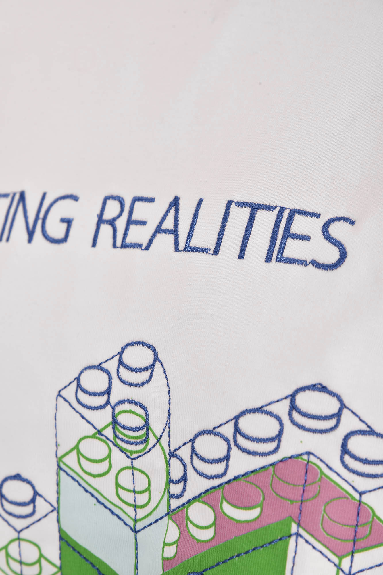 تیشرت چاپ و گلدوزی یقه گرد