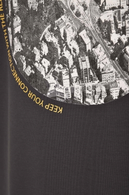 تیشرت آستین کوتاه چاپی