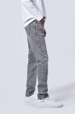 شلوار جین اسلیم