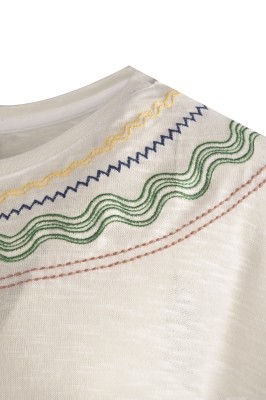 تاپ تیشرتی گلدوزی دار