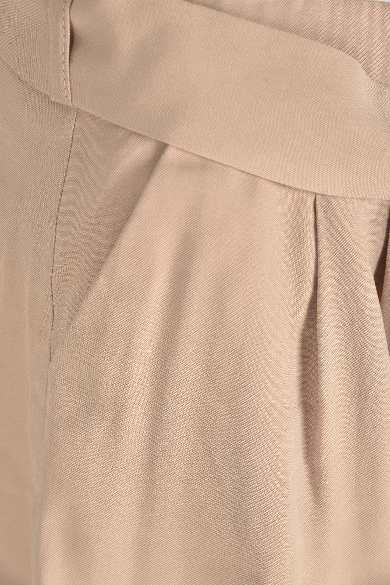 شلوارک پیلی دار