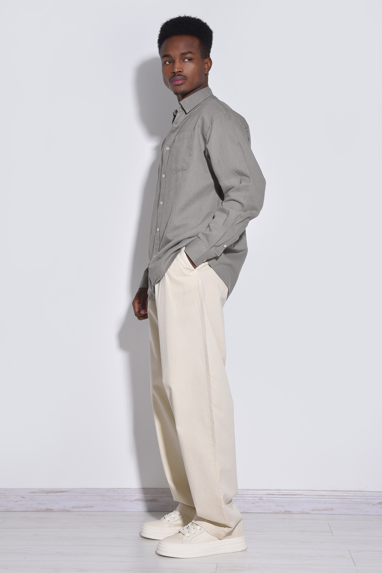 پیراهن آستین بلند یقه دار لینن