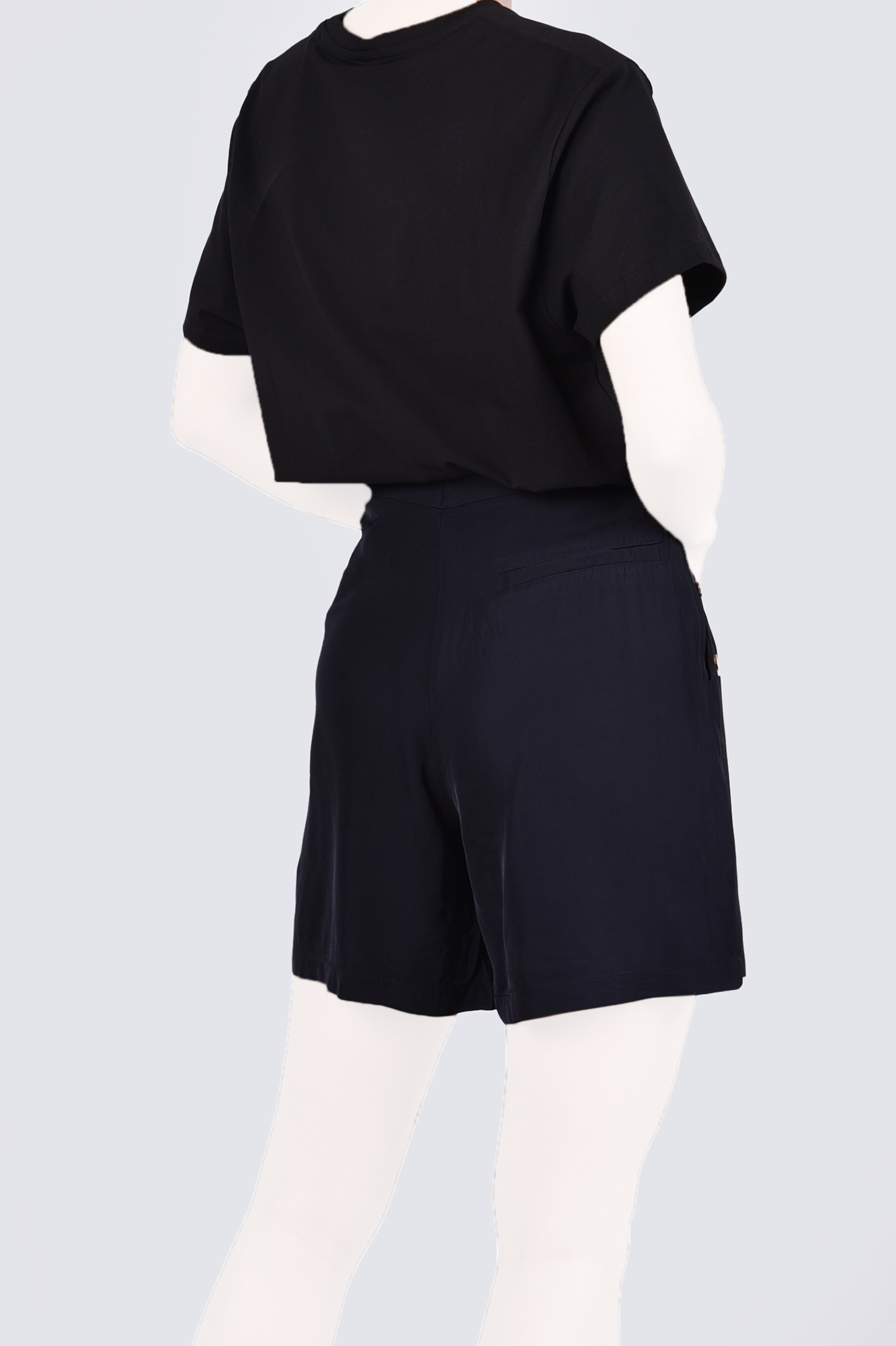 شلوارک دکمه دار