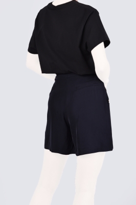 شلوارک دکمه دار