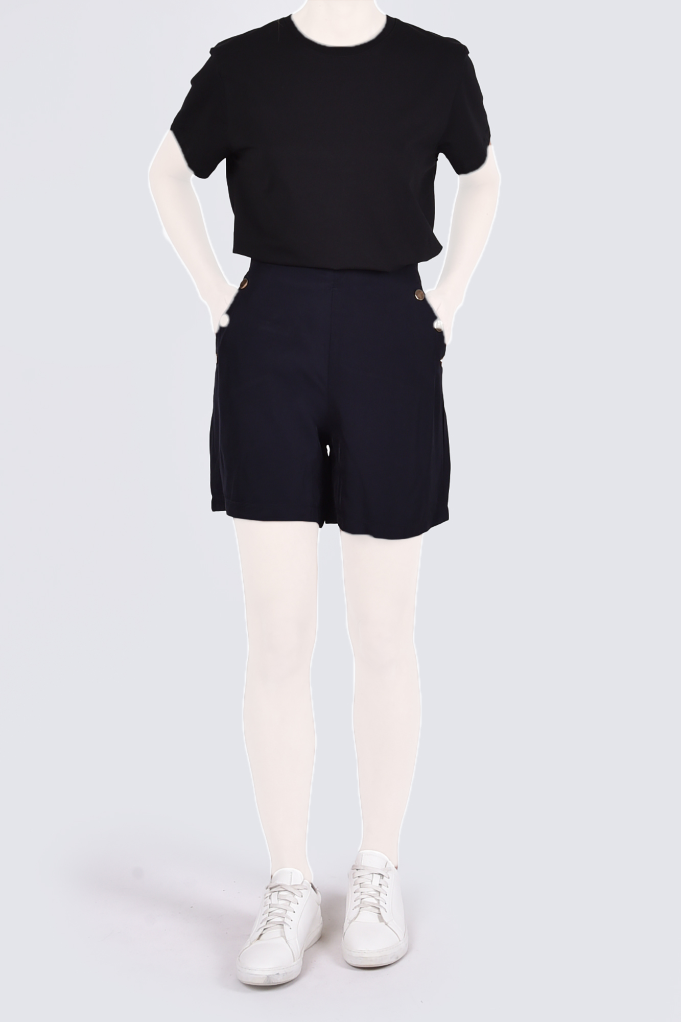 شلوارک دکمه دار