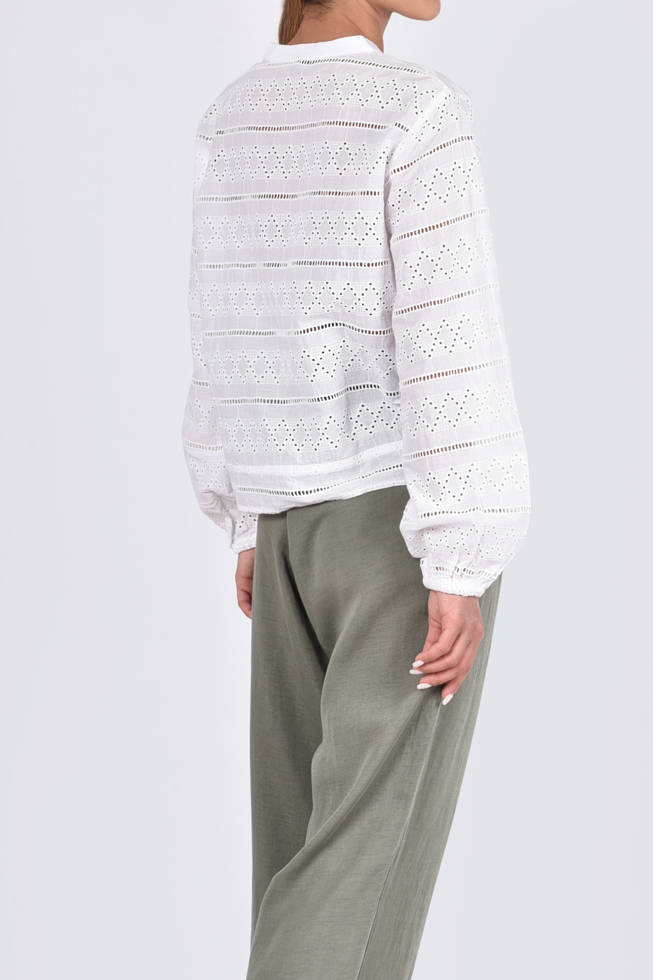 شومیز آستین بلند گلدوزی دار