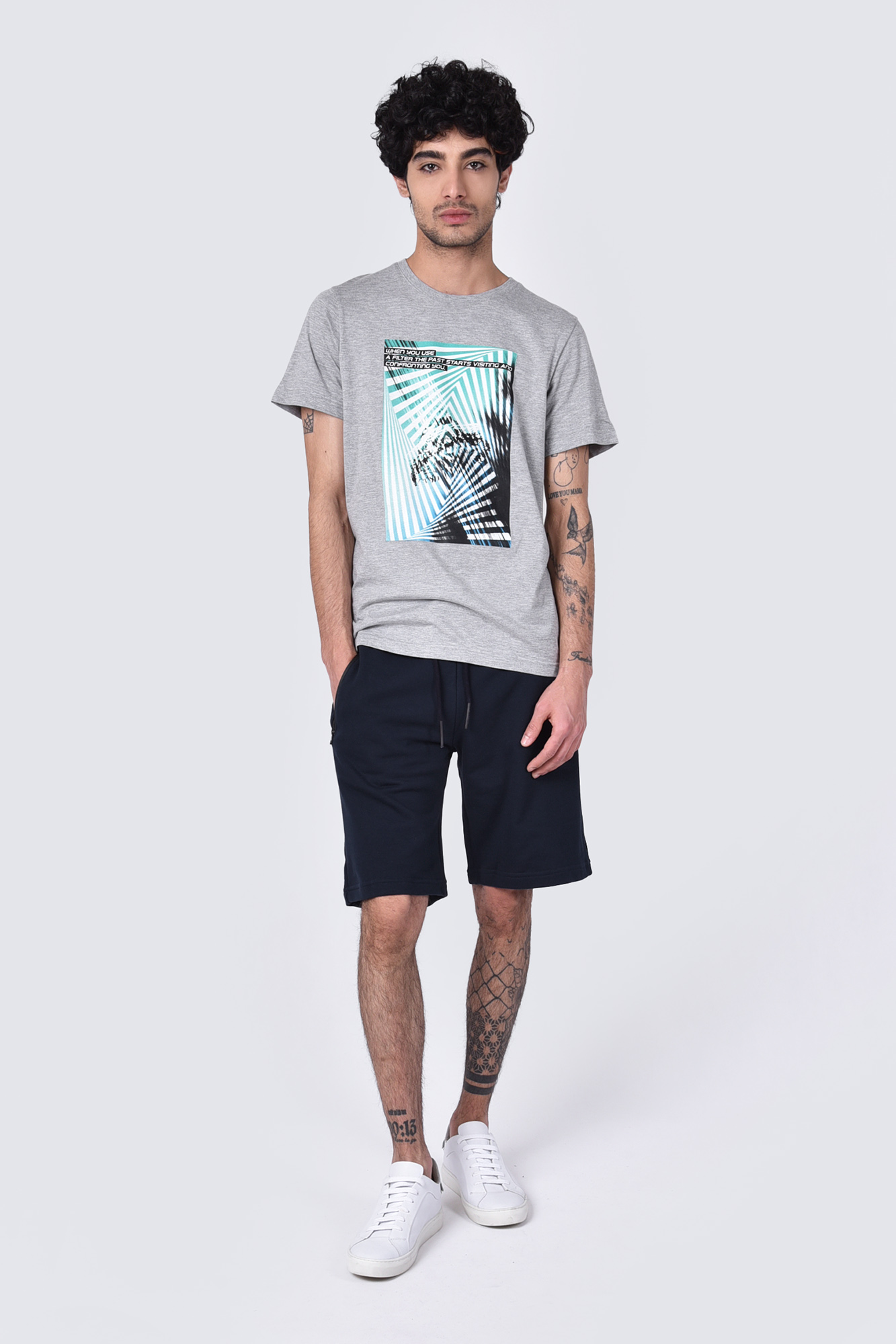 تیشرت آستین کوتاه چاپی