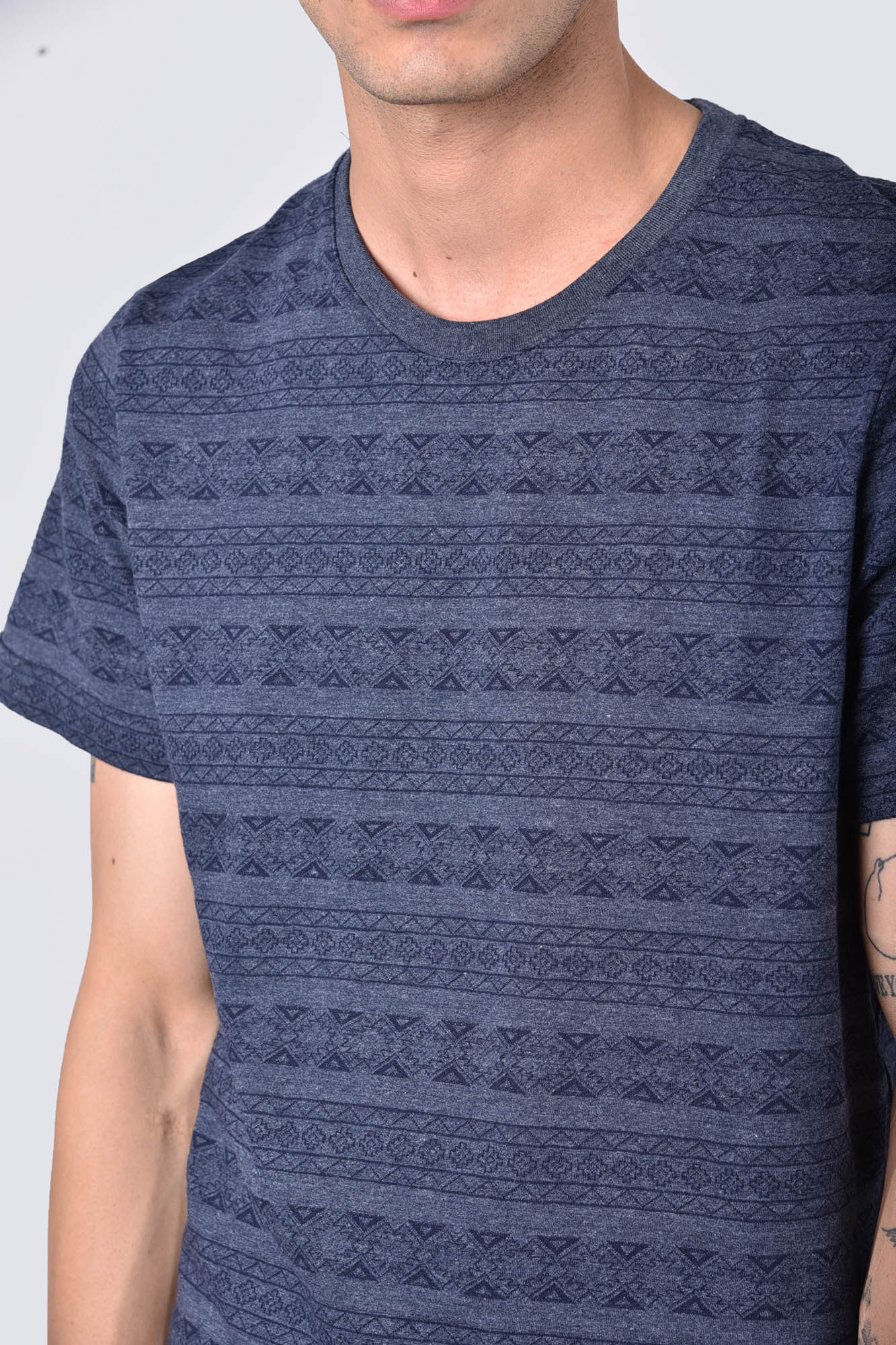 تیشرت آستین کوتاه