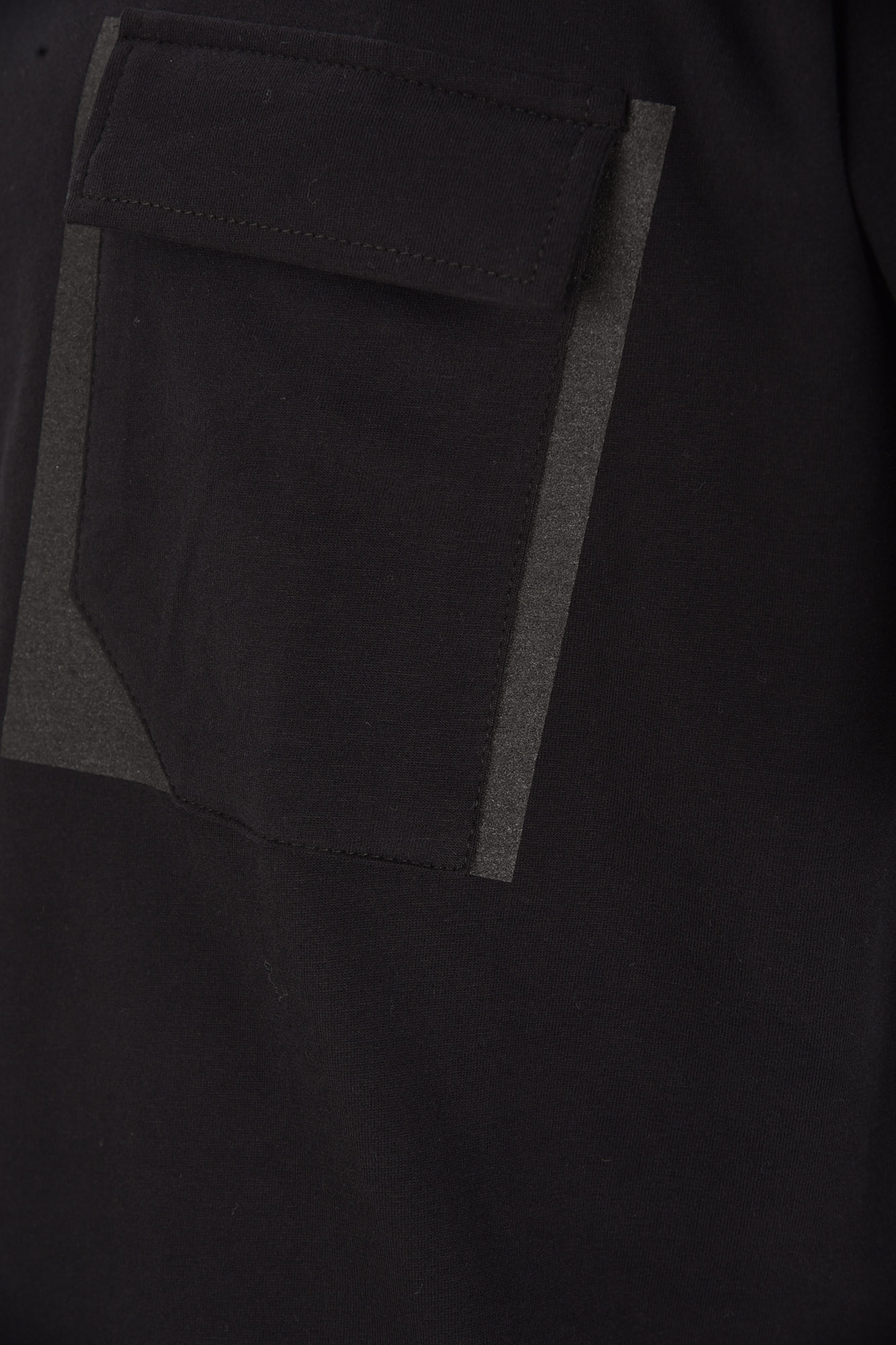 تیشرت آستین کوتاه جیب دار