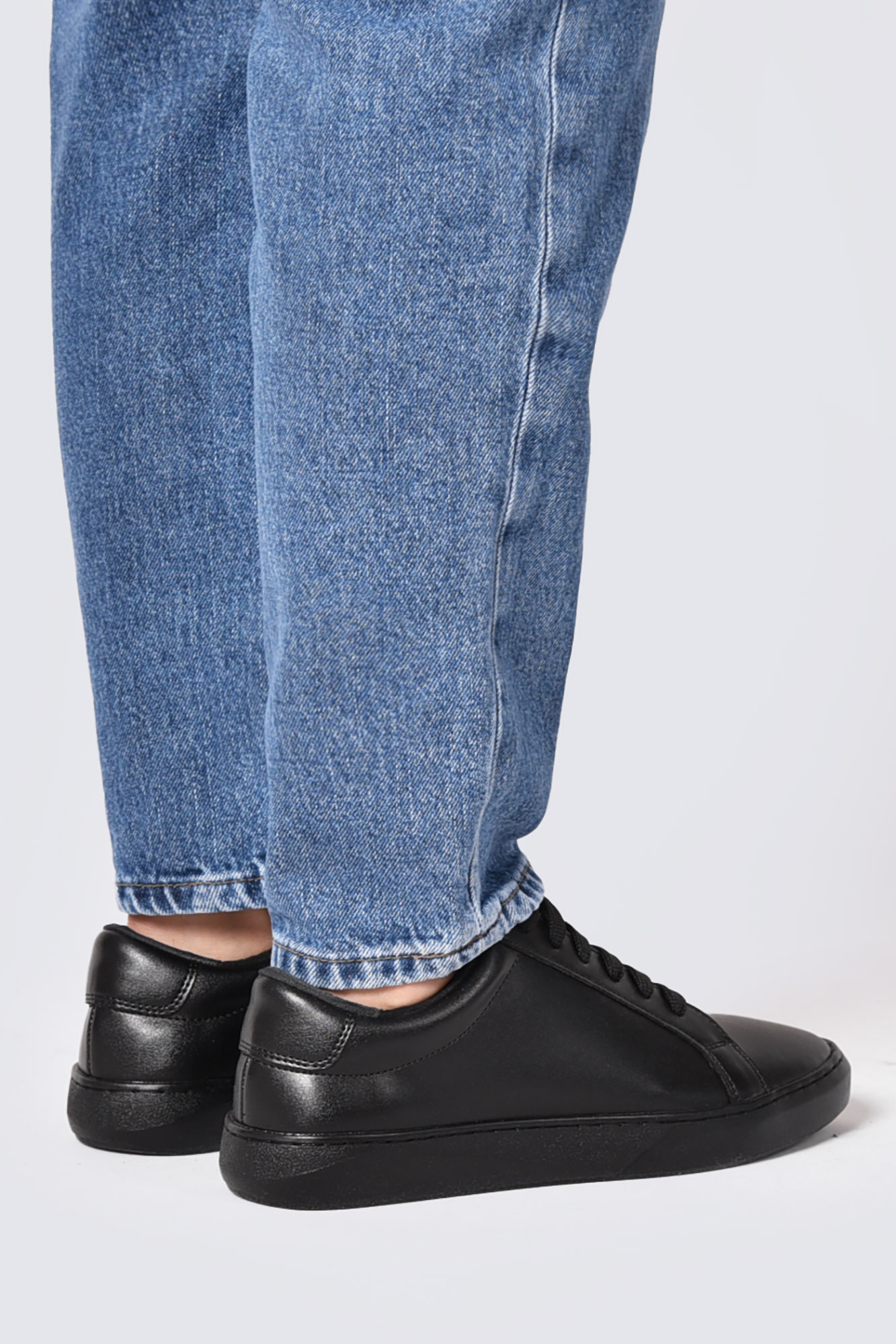 کتونی اسنیکرز چرم