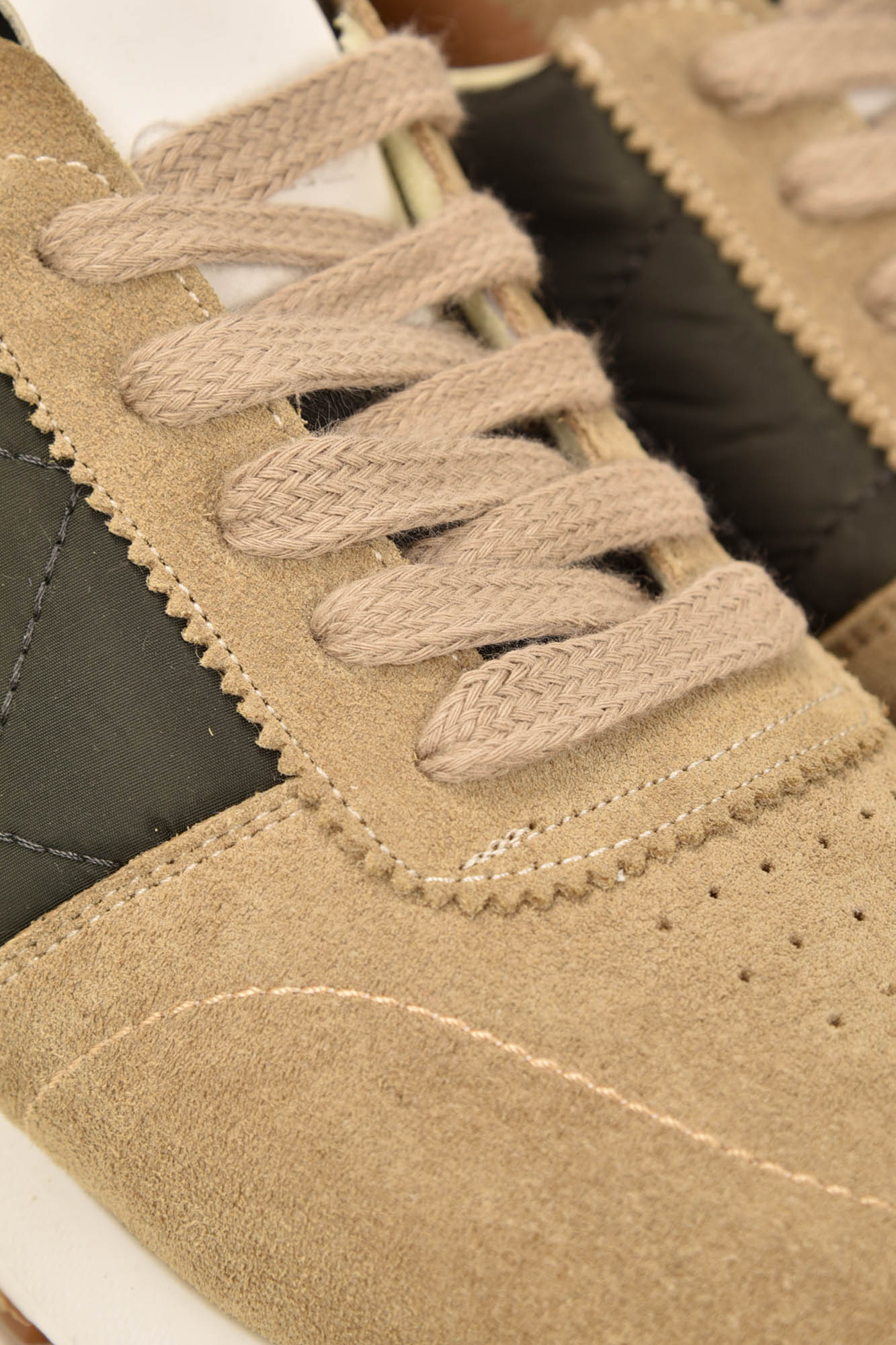 کتونی رانینگ جیر