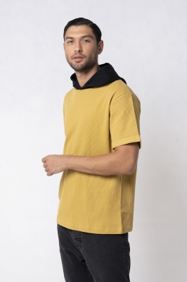 تیشرت آستین کوتاه کلاه دار